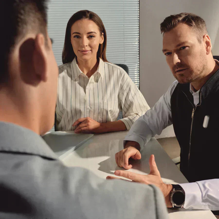 Besprechung automatisch protokollieren mit KI