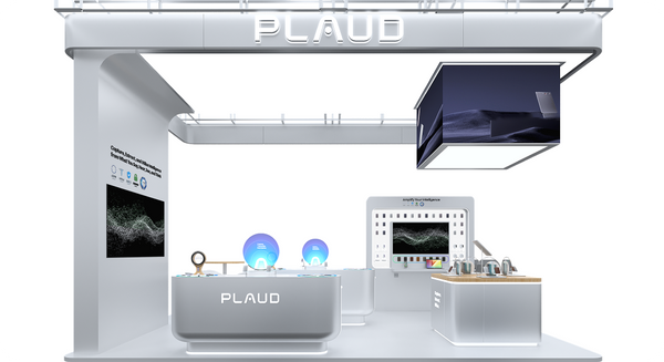 Plaud KI-Stand-Bild